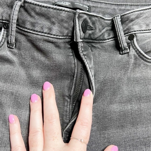 Simply Vera Verawang Womens High Rise Skinny Embroidered Floral Black Denim Jean - Picture 12 of 16